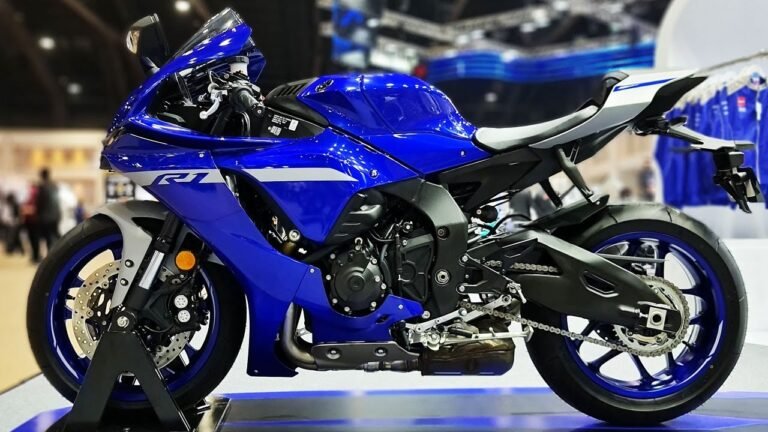 Yamaha YZF R1 की तेज रफ्तार और धाकड़ माइलेज में मां के लाडलो को किया दीवाना कीमत से उठा पर्दा