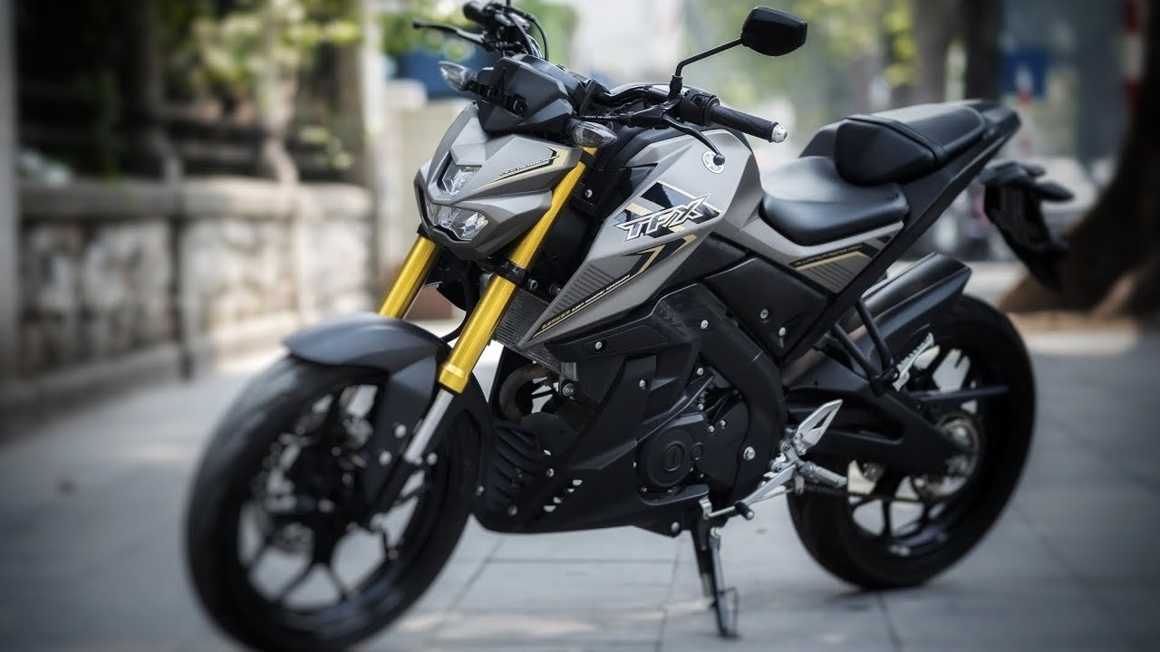 Yamaha MT-15 V4 स्पोर्टी लुक बाइक पे चल रहा है ऑफर, माइलेज ने उड़ाया गर्दा