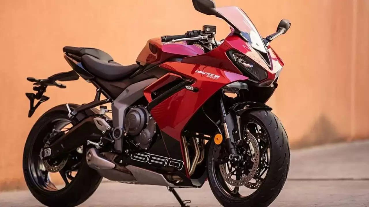 Triumph Daytona 660 का स्पोर्टी लुक और दमदार परफॉर्मेंस ने मचाया है भारतीय मार्केट में तहलका जाने इसकी कीमत